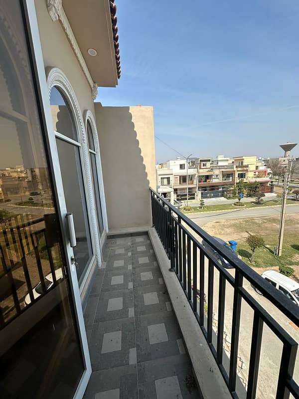 5 Marla Brand New very luxury house available for sale near Masjid at very prime location of Dream Avenue Raiwind Road Lahore 20
