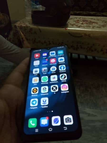 VIVO S1 PRO 10 BY 9 CONDITION 1