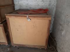 wooden solid crates for sale with tyres