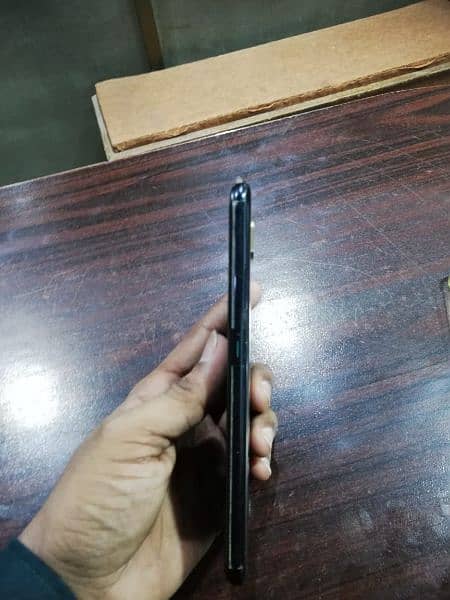 oppo F11 3