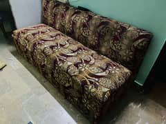 3 seater sofa in good condition, no fault