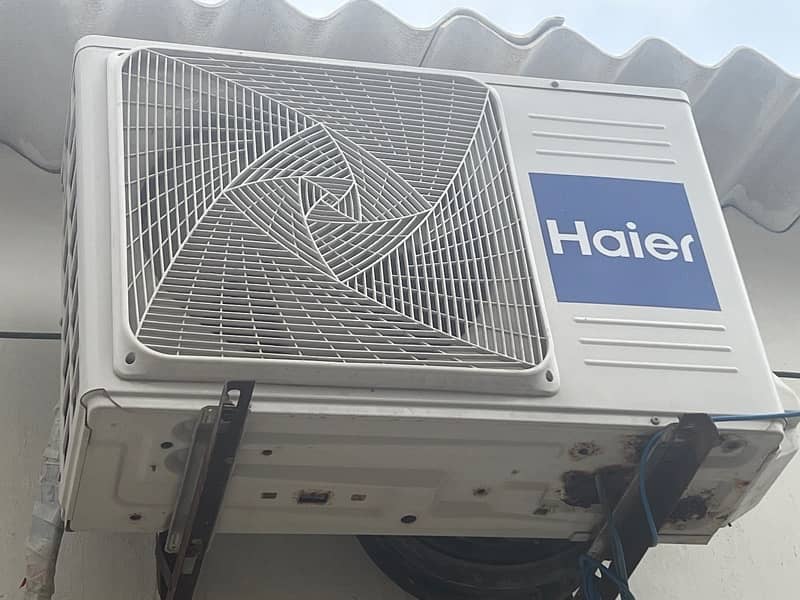 Haier AC ( 1.5 ) ton condition 10\10 1