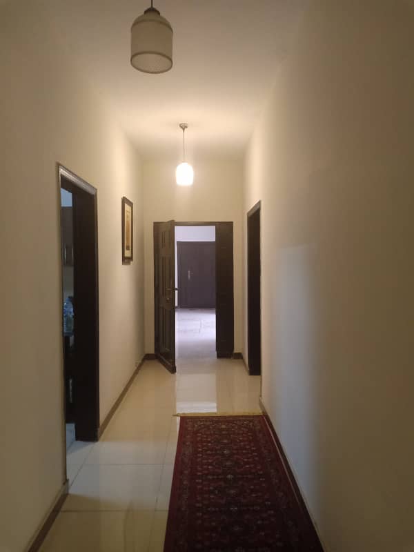 Askari 11, Sector B, 10 Marla, 3 Bed, 1st Floor, Luxury Apartment For Rent. 2