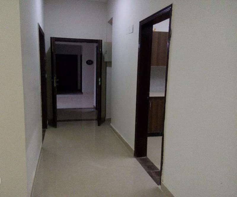 Askari 11, Sector B, 10 Marla, 3 Bed, 1st Floor, Luxury Apartment For Rent. 3