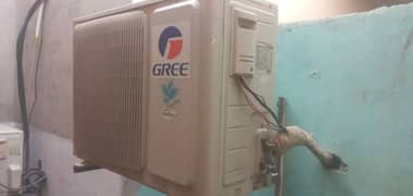 gree g10 inverter bhot achi halat mai h