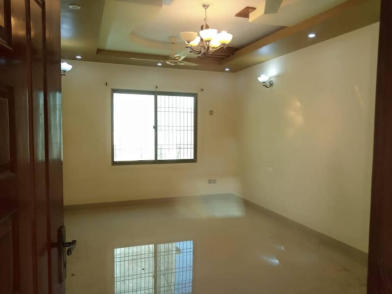 03000345117 300 Sq yds 2nd Floor Portion 3 Bed Drawing Dining, Gulshan E Iqbal Block 6 90,000 PKR 0