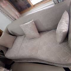 good  condition 7 seater sofa set