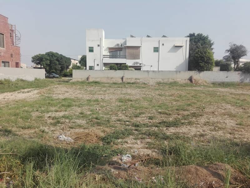 Gorgeous Prime Location 20 Marla Residential Plot For sale Available In EME Society - Block A 4