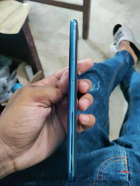 One plus 9/ Condition 10/10.12GB RAM/256ROOM. Snapdragon 888 4