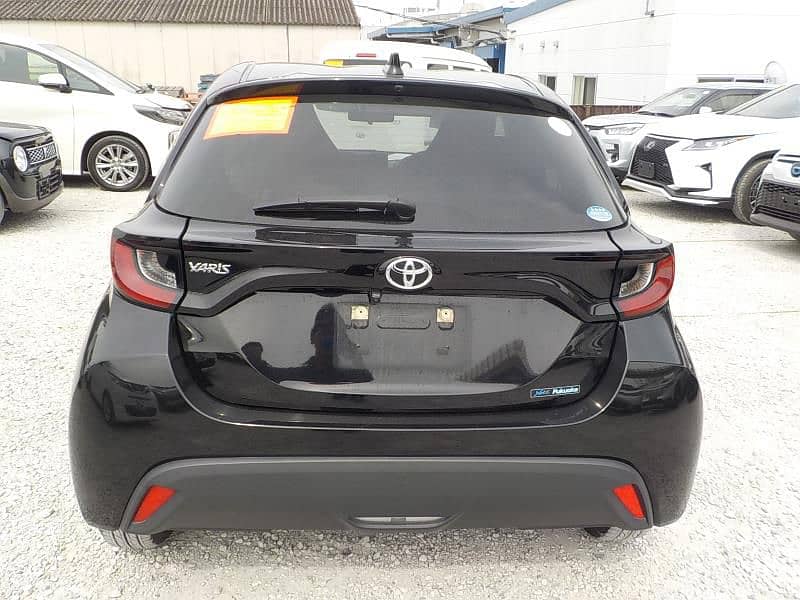 Toyota Yaris 2021 3