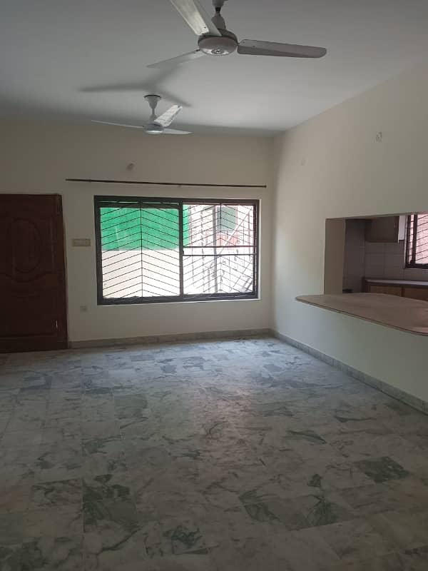 1 Kanal Upper Portion Available For Family 13