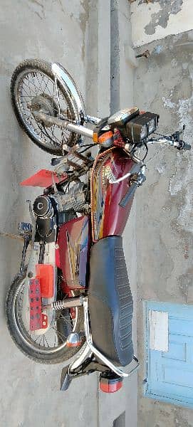 Honda motorcycle 125 1