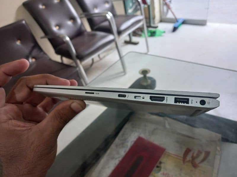 HP ELITEBOOK Core i5 7th Generation 1