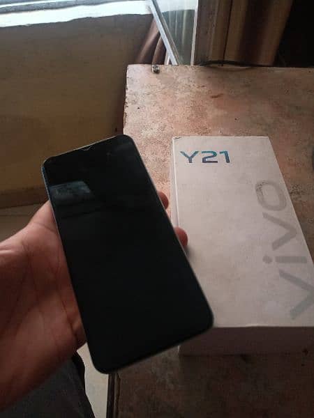 VIVO Y21 3