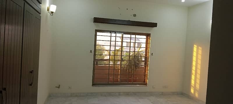 Ground Portion For Rent Prime Location DHA Phase II 16