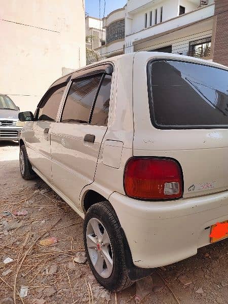 Daihatsu Cuore 2009 11