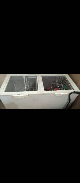 D Freezer for sell 2