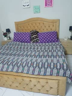 complete beautiful bed set