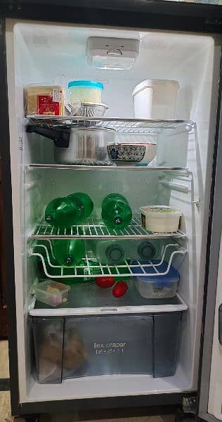 Gree Denali Series 7680 Refrigerator 3