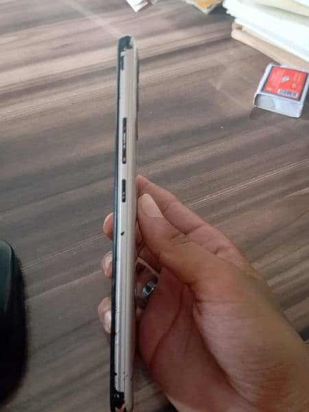 Infinix hot 12 play used 4