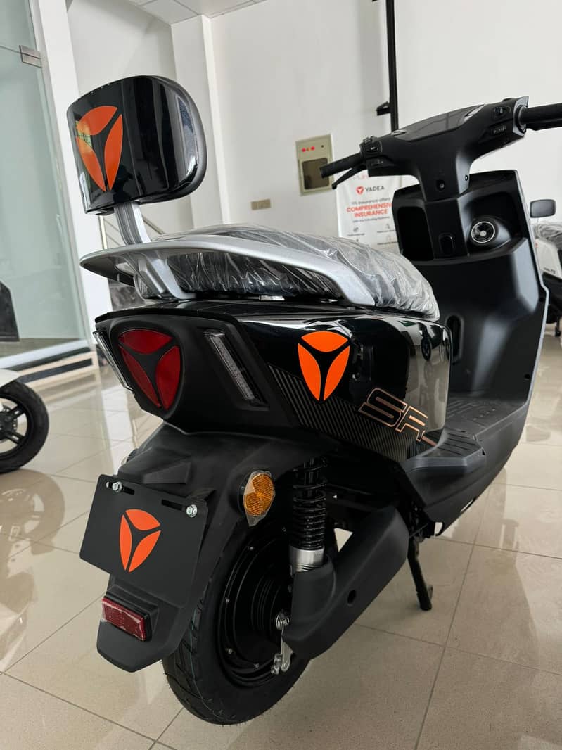 Yadea Ruibin Electric scooty | Electric Scooter 1
