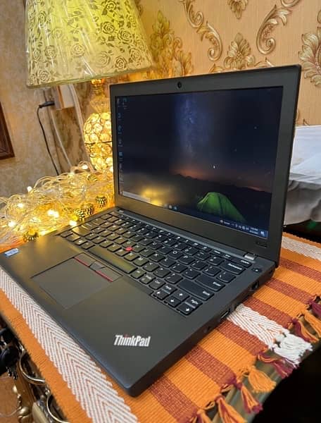 Lenovo x260 Core i5 6th Generation 8GB Ram 256GB SSD 1