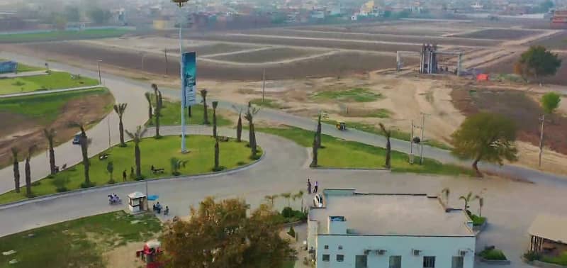 5 Marla Plot For Sale In Phase-2 
Dream Gardens
 Wazirabad 2