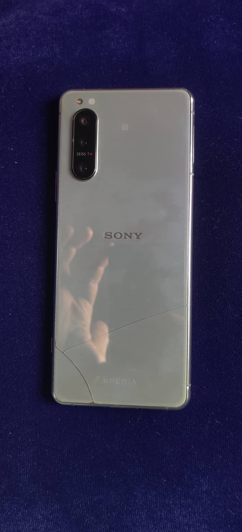 Sony Xperia 5mark2 8/128 GB 4