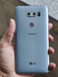 LG v30 4gb 64gb| Front crack and line. waterproof gaming phone. 0