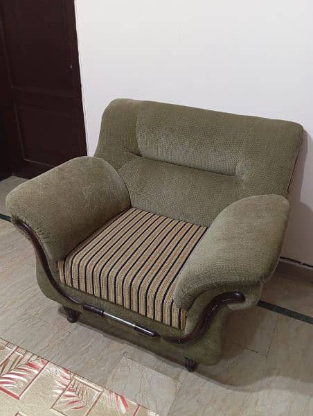 Sofa set 2 and 1 seater 4