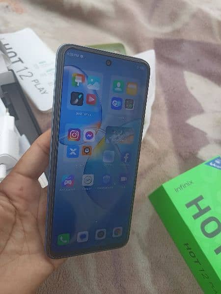 Infinix Hot 12 play 4/64 official pta approved 2