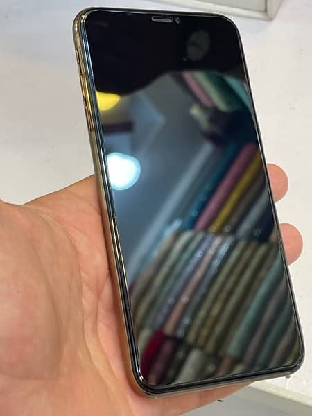 (fix price) iphone xs max 256gb official pta approved dual sim 86% BH 2