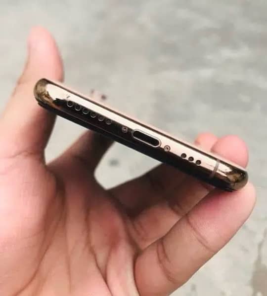 iPhone XS 512GB pta approved with orignal box 4