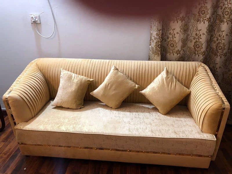 6-Seater Sofa Set, Yellowish cream colour. received 2 days ago 1