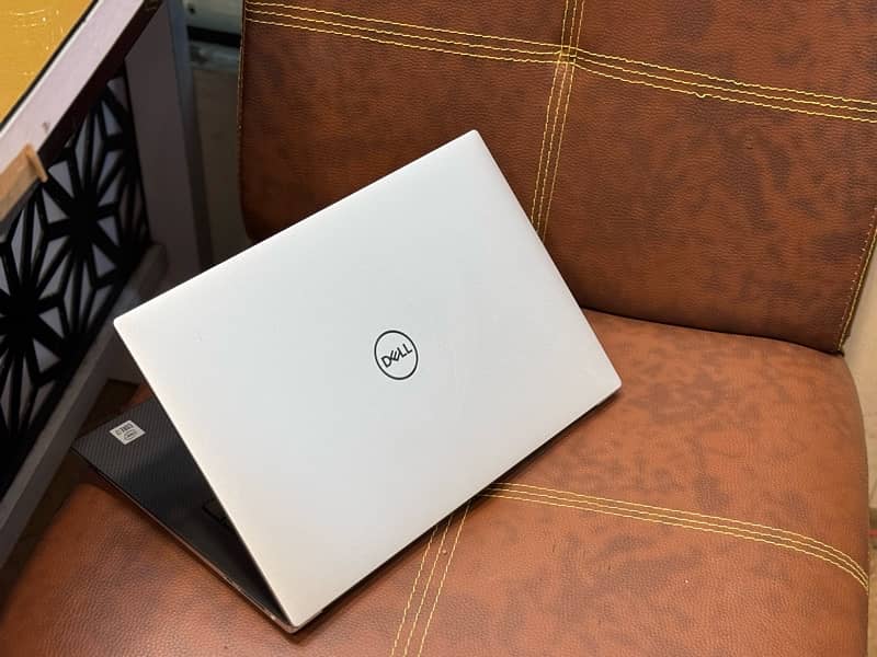 Dell XPS 15 i7 10th 1