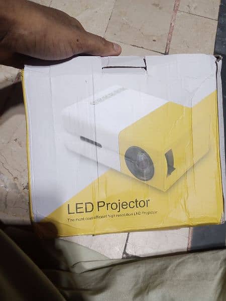 Projector Available for sell 2