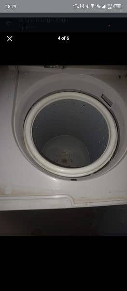 I'm selling toyo washing machine 1