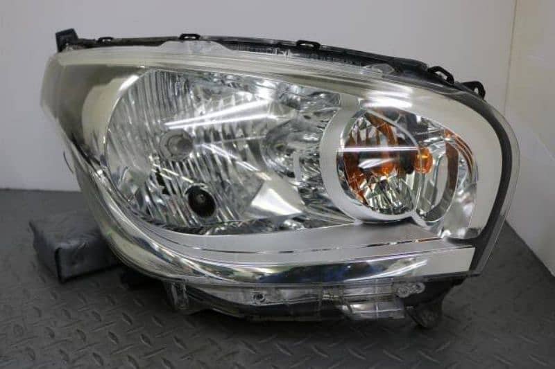 Nissan Dayz 2014 headlights 1
