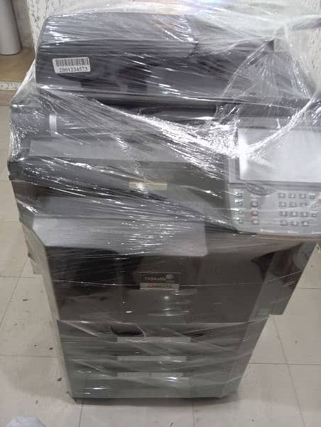 Refurbished photocopy machine 1