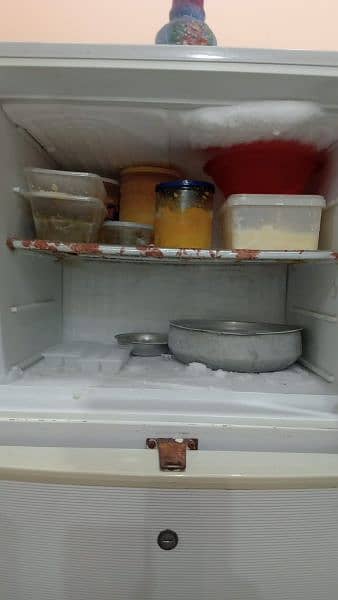 dawlance fridge for sale original condition not repair 2