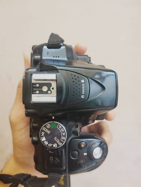 Nikon D5300 With 18-140 Lens 3