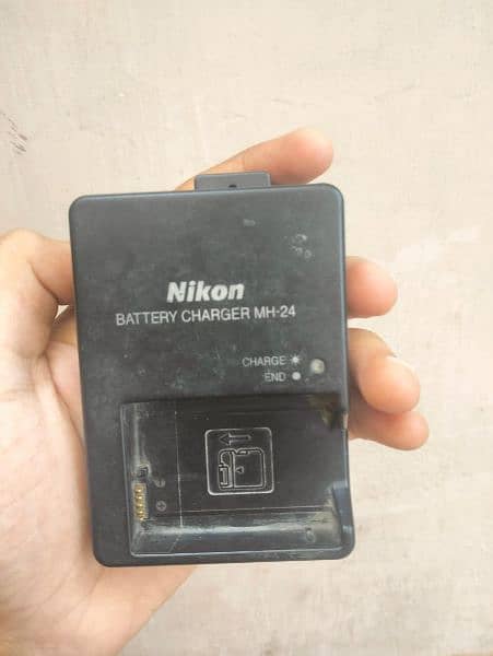 Nikon D5300 With 18-140 Lens 8