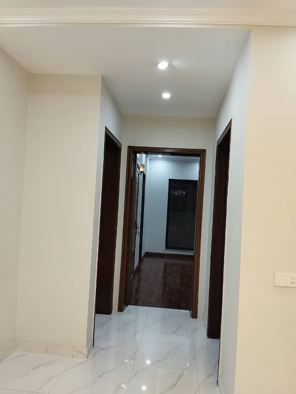 Modern Design 10 Marla House Available For Sale in Green City, Lahore 9