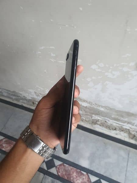 Iphone 7plus Pta approved 128 gb 100 health 3