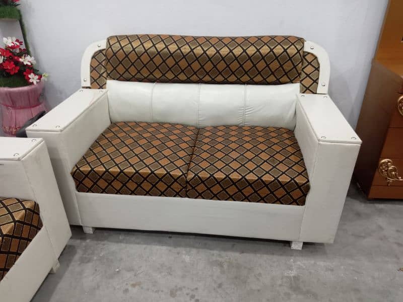 Sofa poshish/sofa repairing/sofa/all sofa fixing/for sale 1