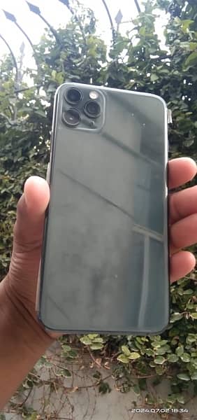 iphone 11 pro max 256 gb for sale factery unlock 4 month sim time baqi 1