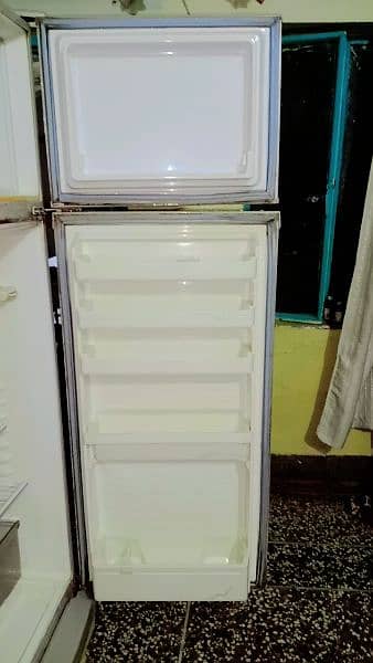 Dawlance refrigerator 4