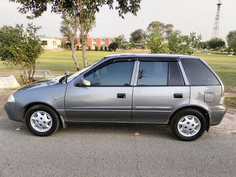 Suzuki Cultus VXL 2016 4