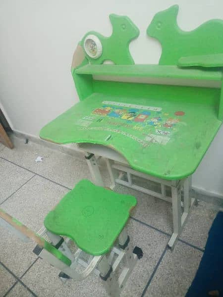 Kids study table with chair 0