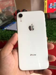 iphone xr jv 4 months sim time 128 gb 10 by 10 trou tone okay